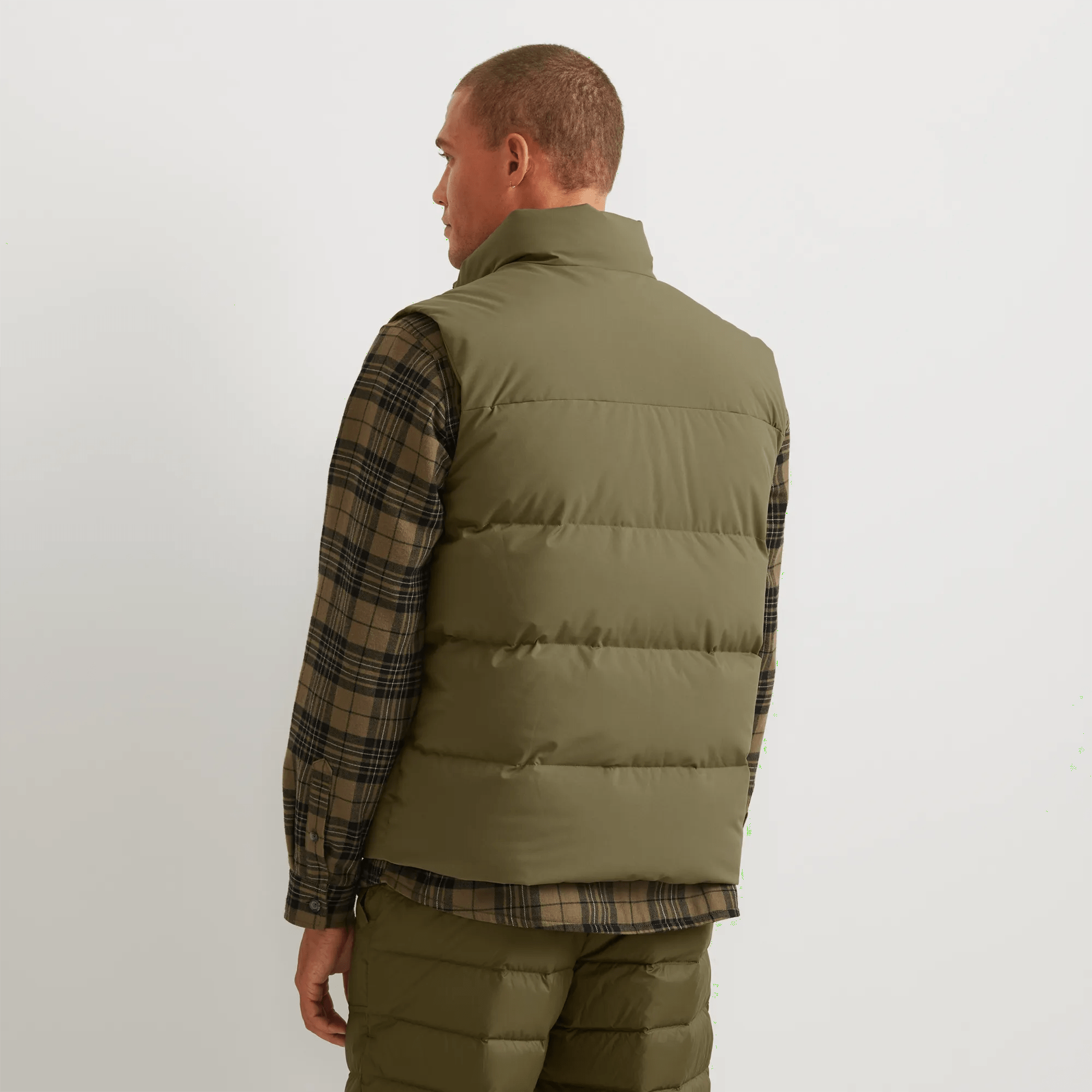 Men's Essential Down Vest - Image 2