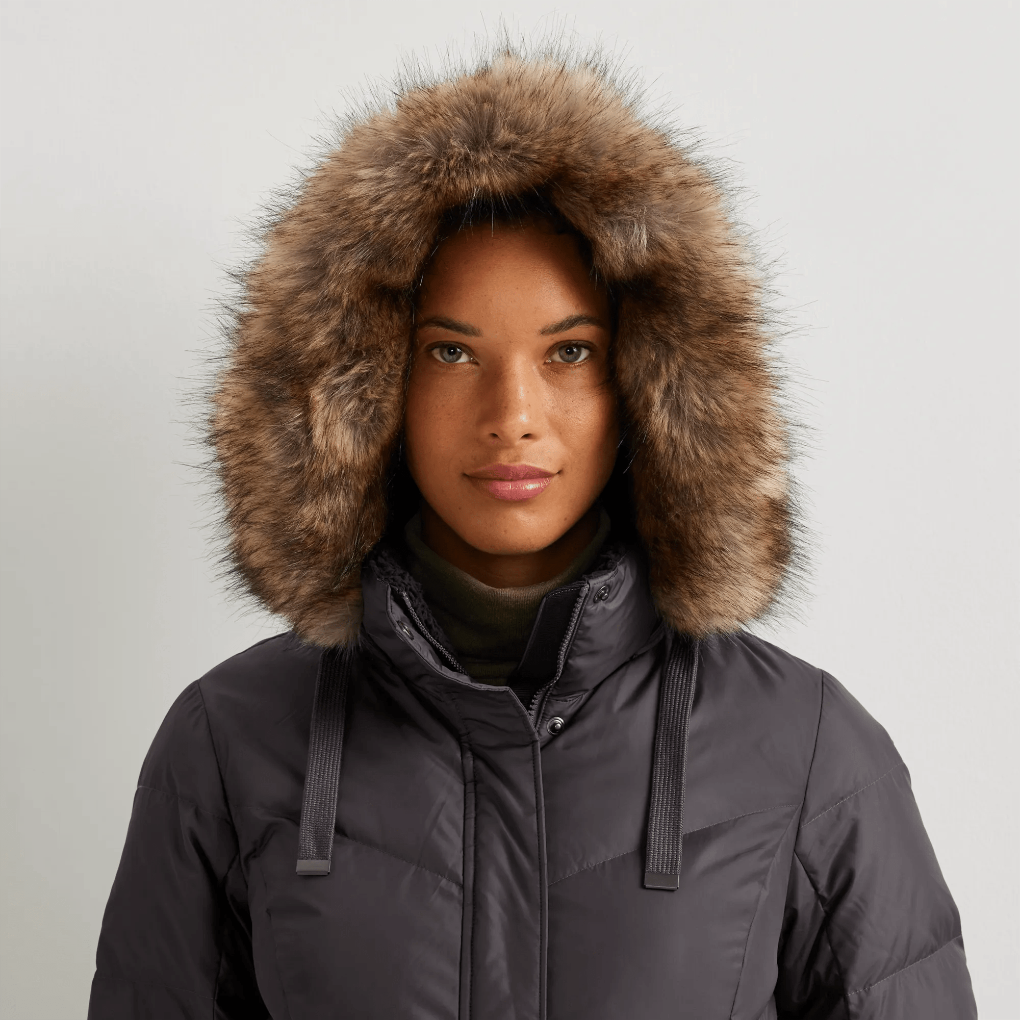 Women's Lodge Cascadian Down Hooded Parka - Image 5
