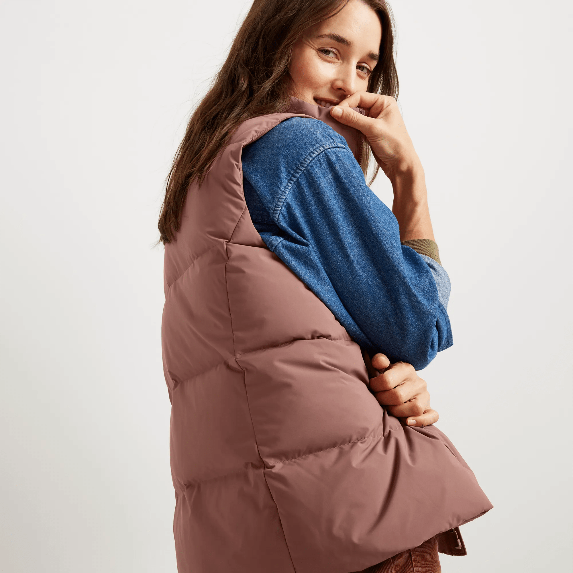Women's Essential Down Vest - Image 3