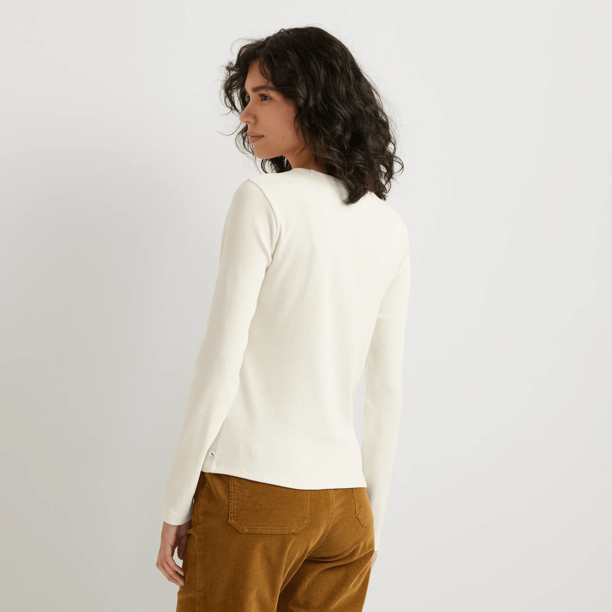 Women's Essential Ribbed Long-Sleeve Layering T-Shirt - Image 2