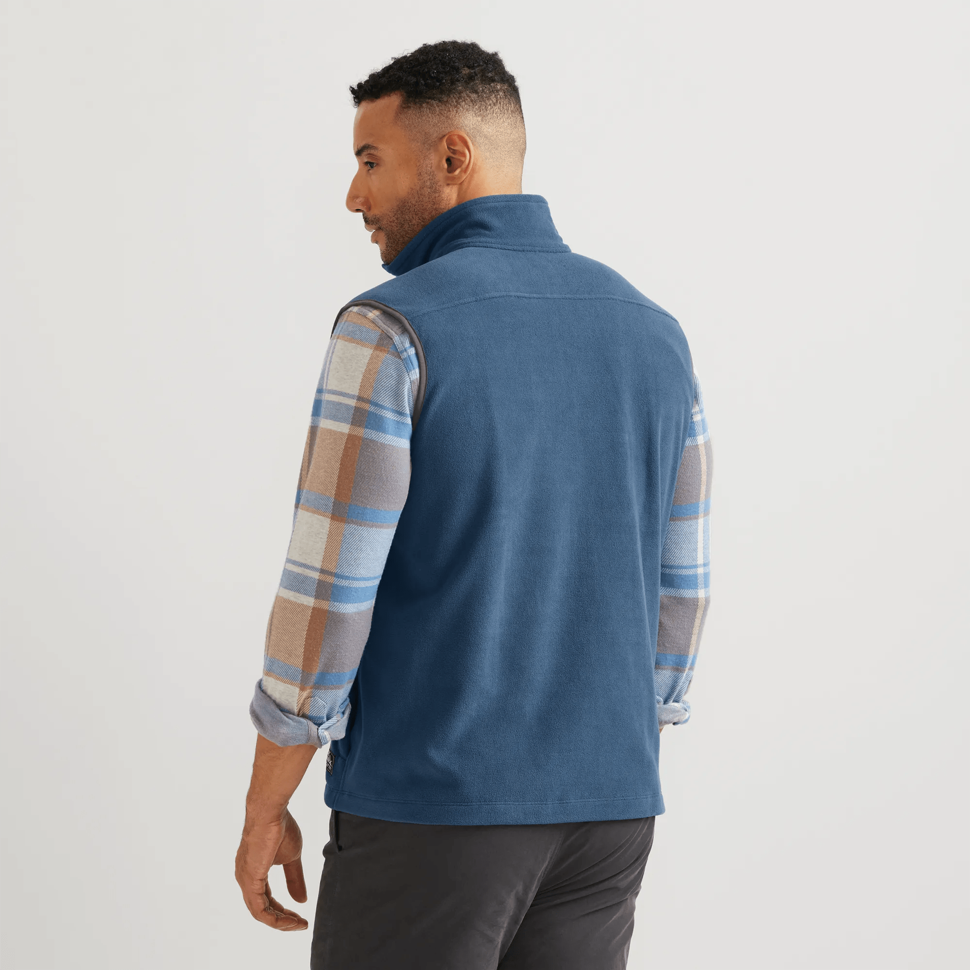Men's Quest Fleece 2.0 Vest - Image 2