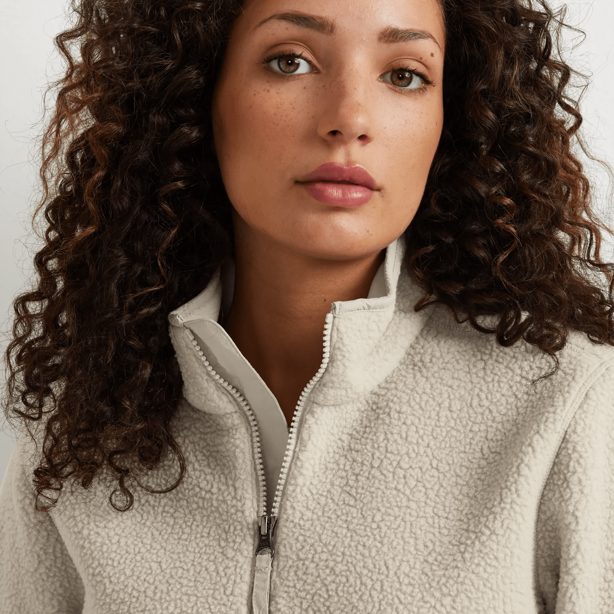 Women's Quest 300 Fleece Jacket - Image 3