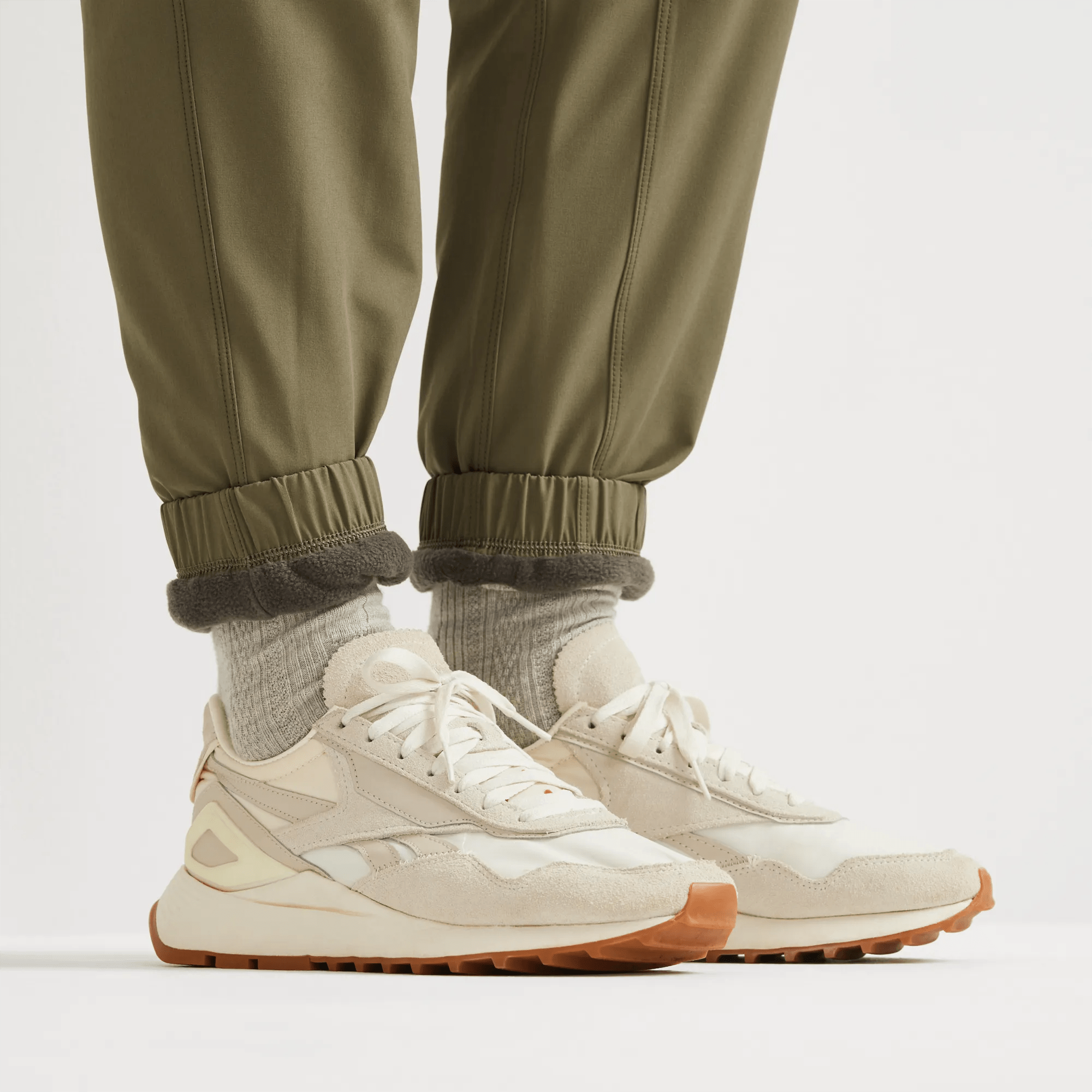 Women's Flexion 3.0 Fleece-Lined Pull-On Joggers - Image 3