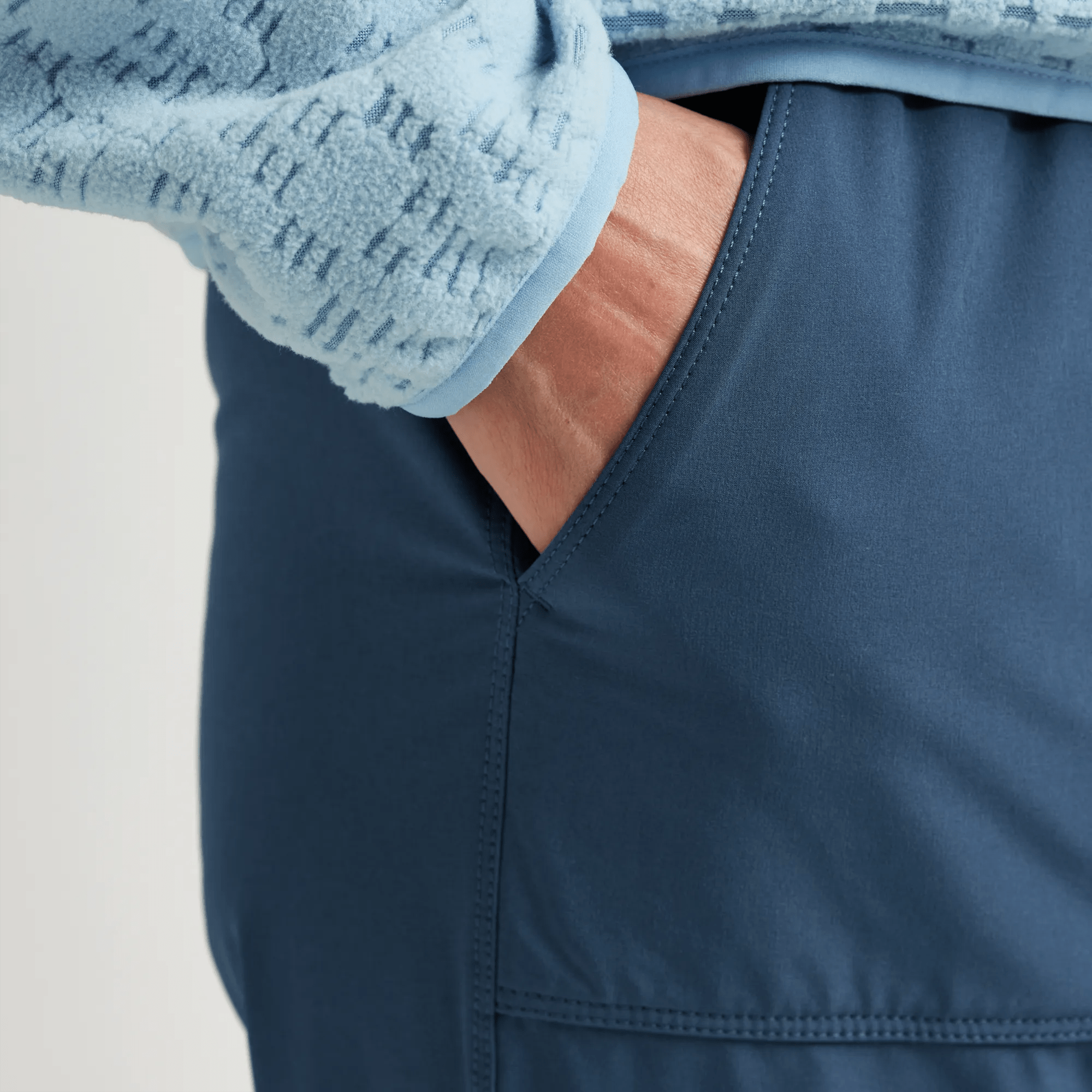 Women's Flexion 3.0 Fleece-Lined Pull-On Joggers - Image 3