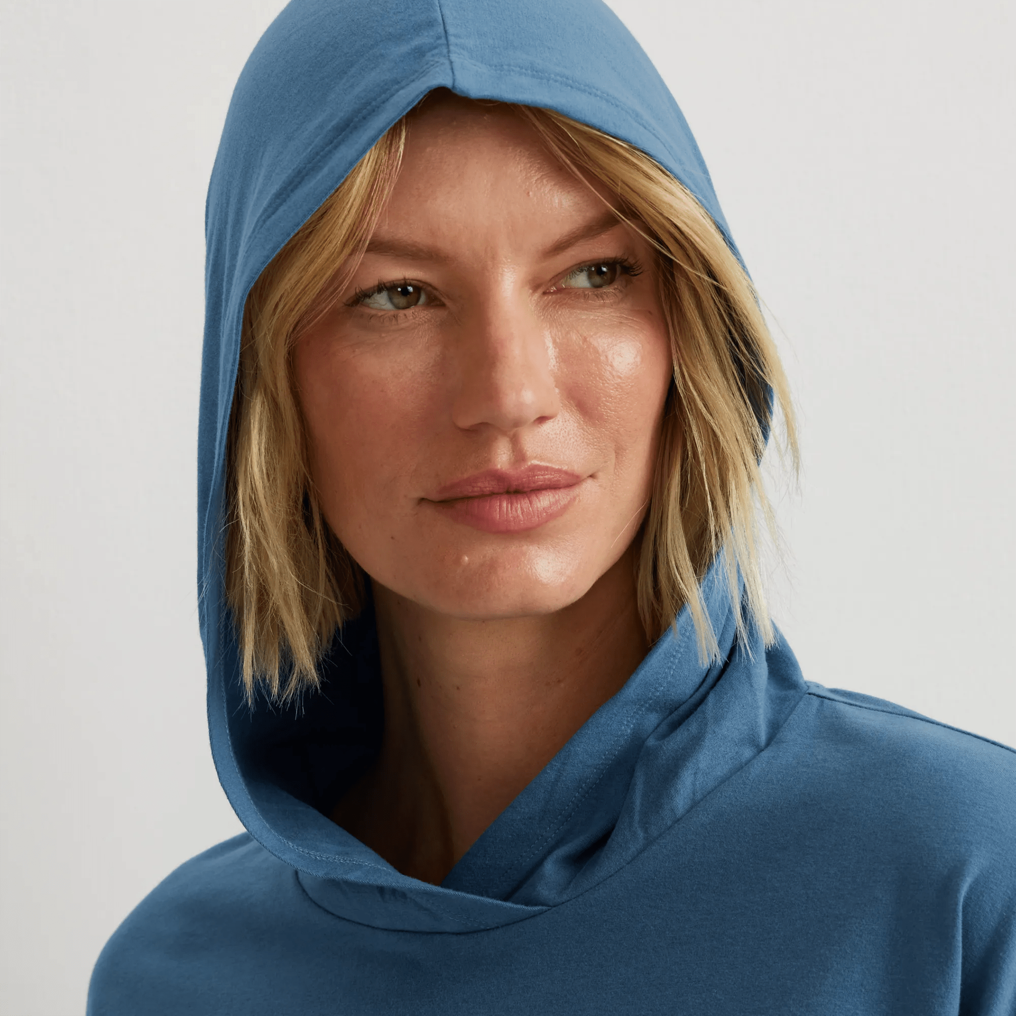 Women's Tempo Light Hoodie - Image 3