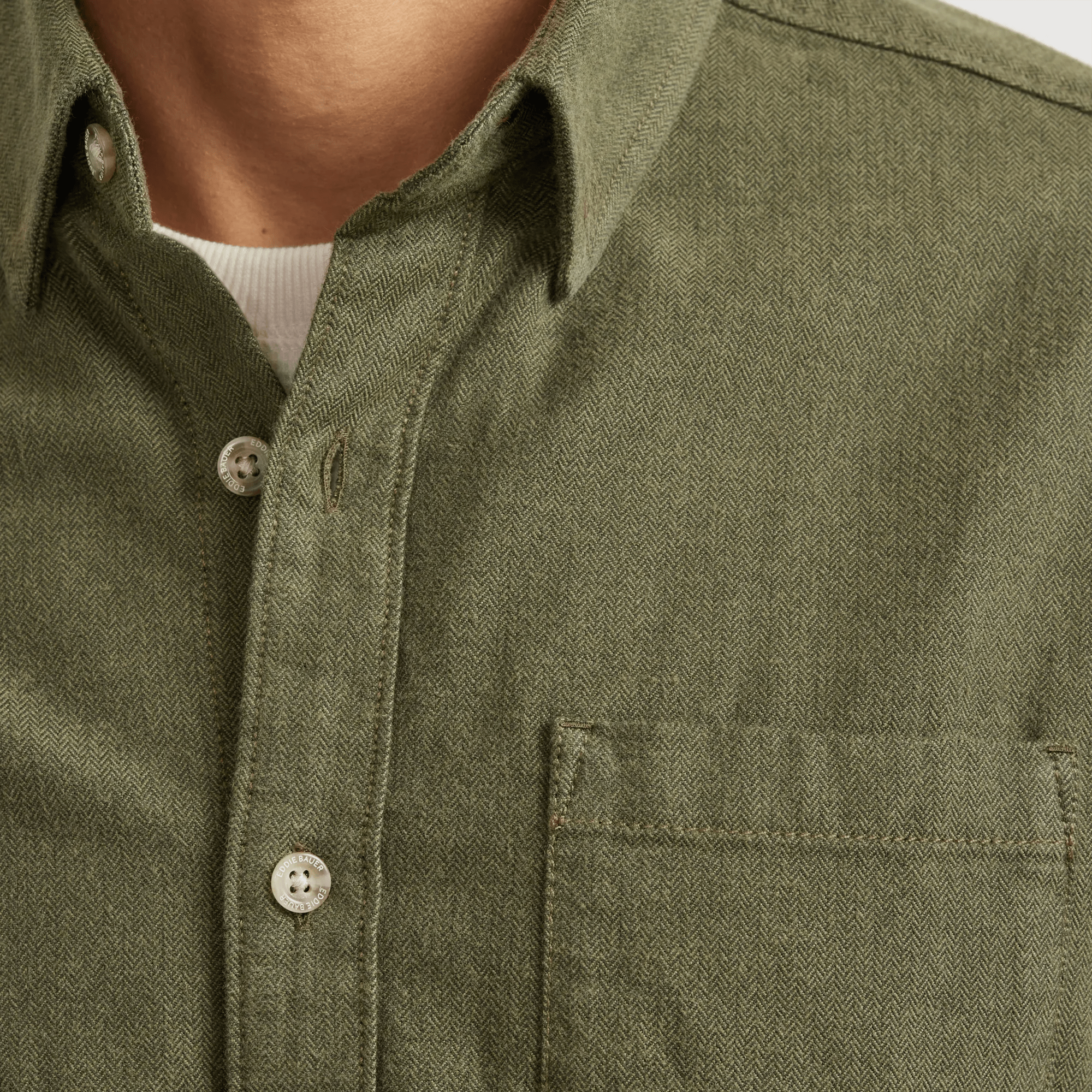 Men's Eddie's Favorite Flannel Classic Fit Shirt - Solid - Image 3