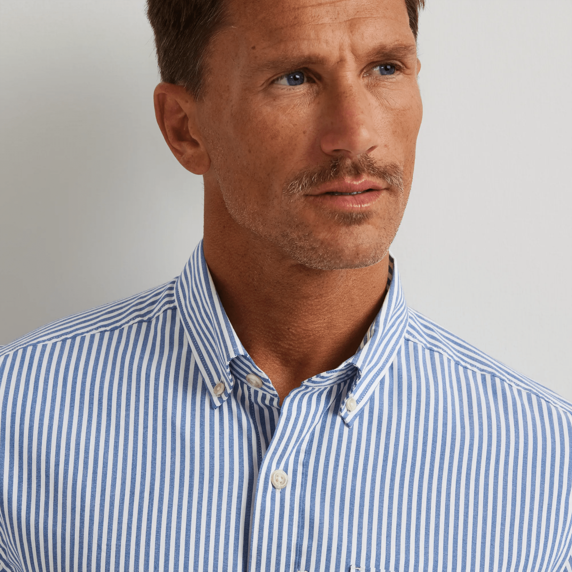 Men's Voyager Flex Long-Sleeve Shirt - Image 3