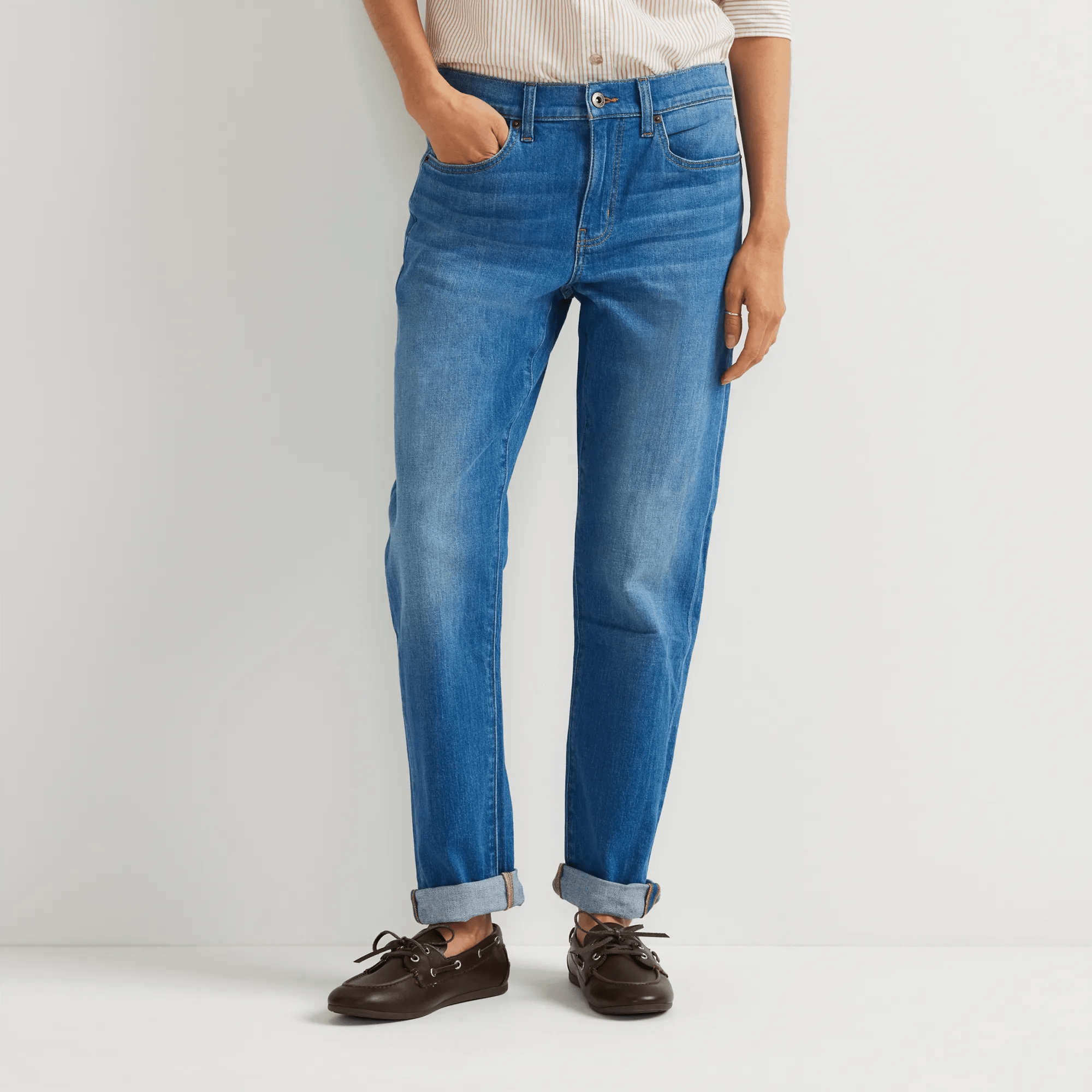 Women's Boyfriend Mid-Rise Slim Fit Jeans